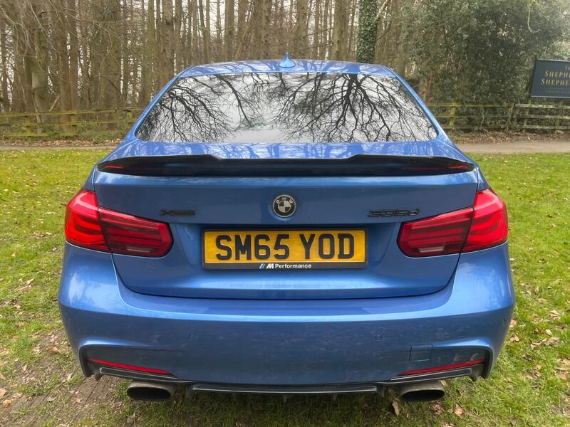 BMW 3 SERIES