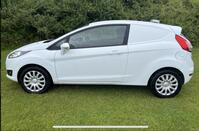 FORD FIESTA VAN