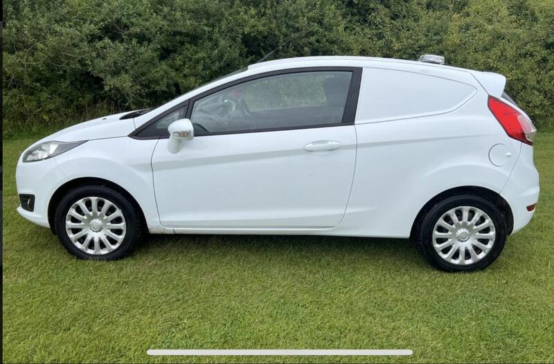FORD FIESTA VAN
