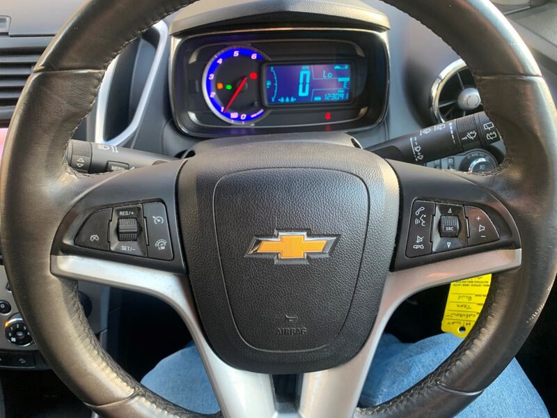 CHEVROLET TRAX