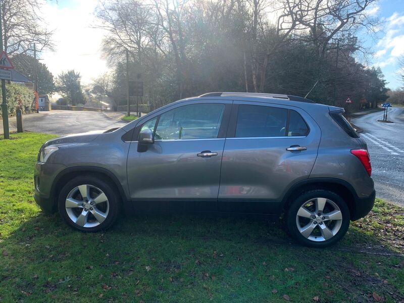 CHEVROLET TRAX