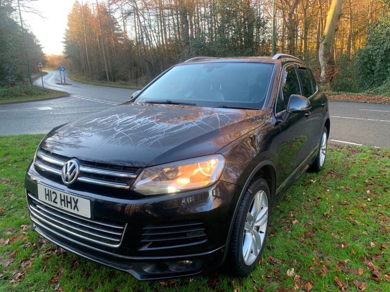 VOLKSWAGEN TOUAREG