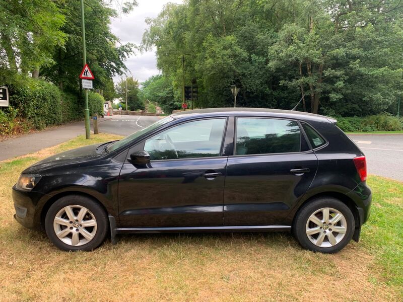 VOLKSWAGEN POLO