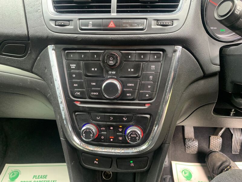VAUXHALL MOKKA