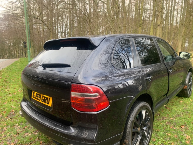 PORSCHE CAYENNE