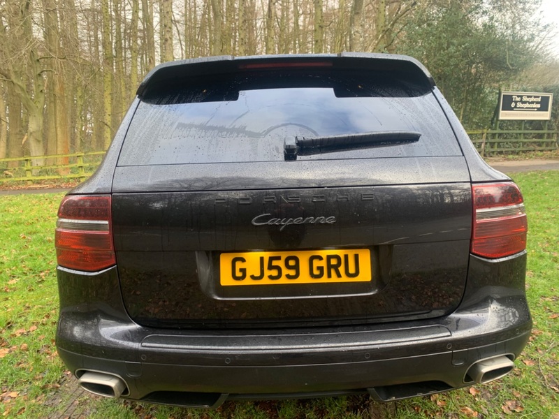 PORSCHE CAYENNE
