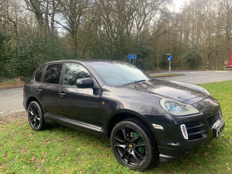 PORSCHE CAYENNE