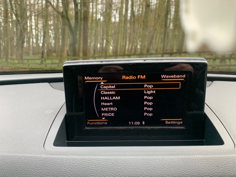 AUDI Q3