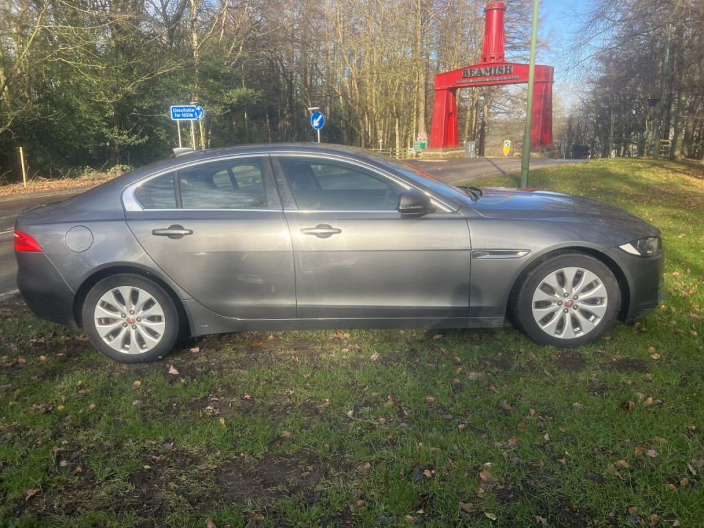 2017 Jaguar XE