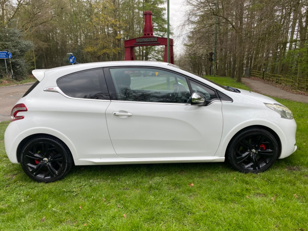 2013 Peugeot 208