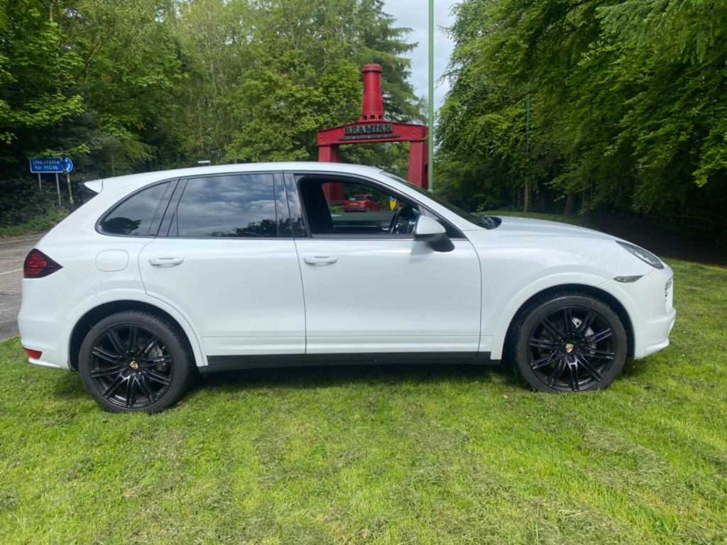 2013 Porsche Cayenne